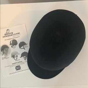 Riding Helmet. SEI certified. Size 7 1/8.